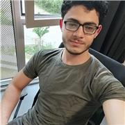 Erleben Sie eine einzigartige Erfahrung mit Ihrem Arabischlehrer: Lernen Sie auf eine unterhaltsame und effektive Weise, die Sie zur Exzellenz inspiriert!